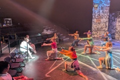 2_PXL_20251116_195001726